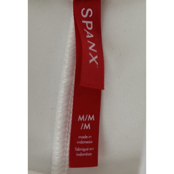 NEW Spanx Airluxe Sleeveless Mock Neck Tank Ivory Medium Shirt Soft Comfort NWT - Picture 7 of 8